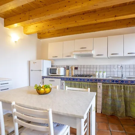 Rustico E Casale Apartment *